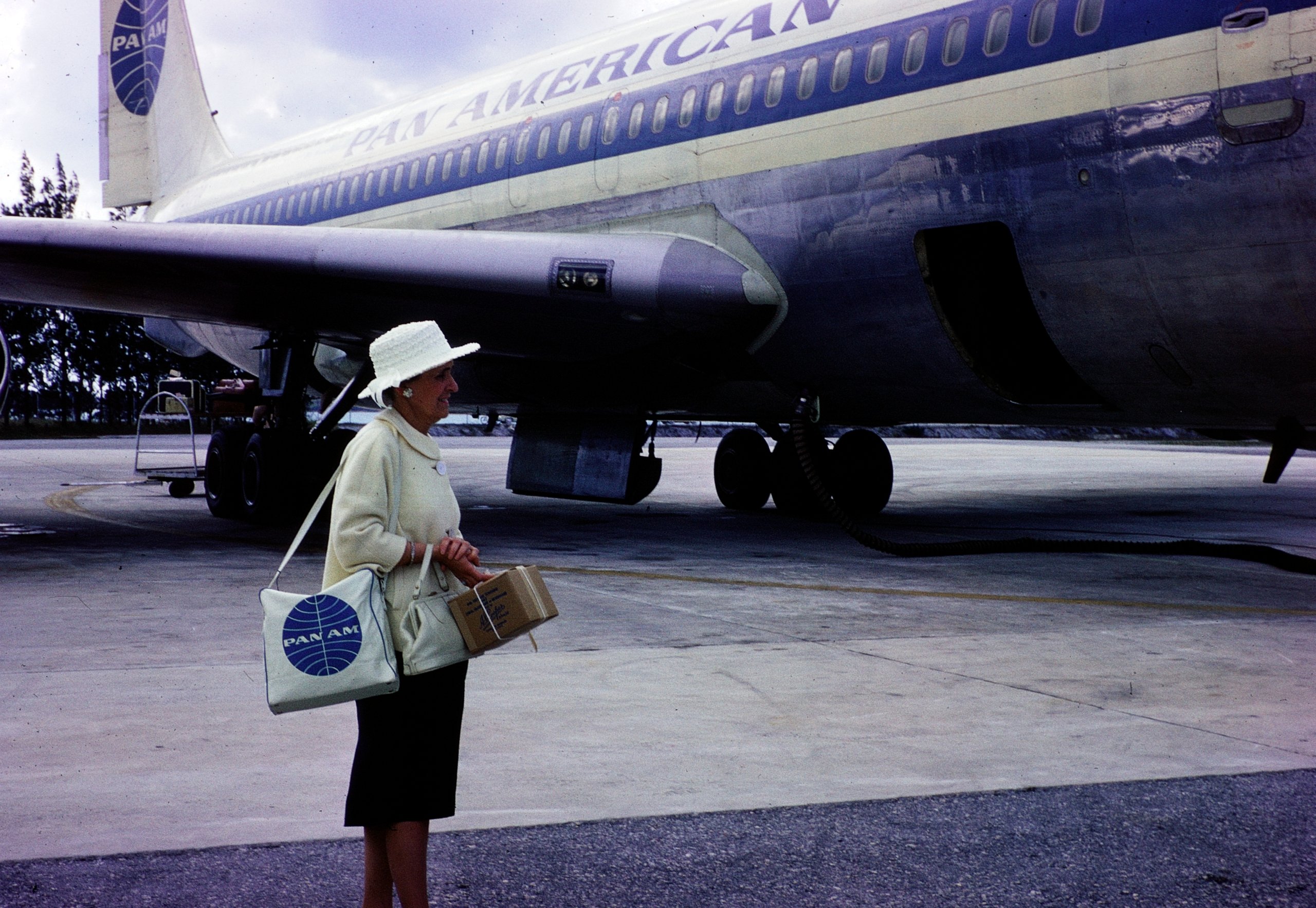 Pan Am Boeing 707 at Bermuda Airport