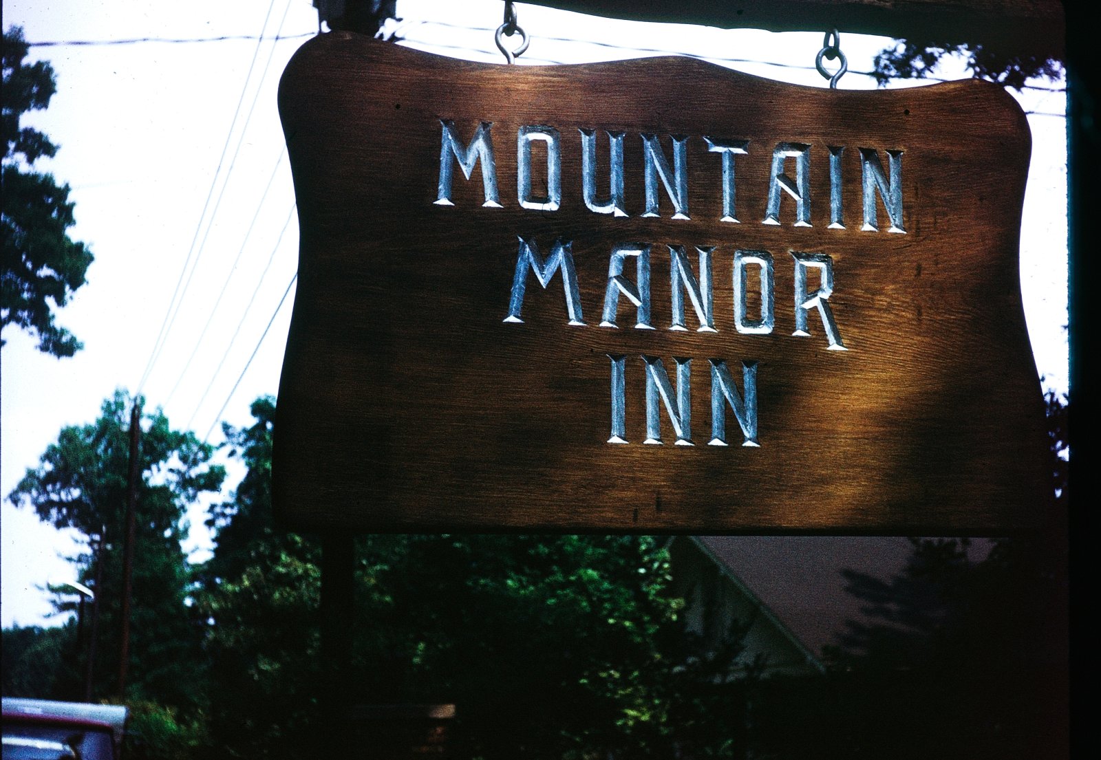 Mountain Manor Inn