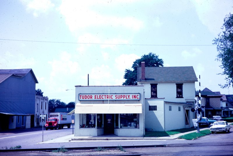 Tudor Electric Supply at McKinley Street