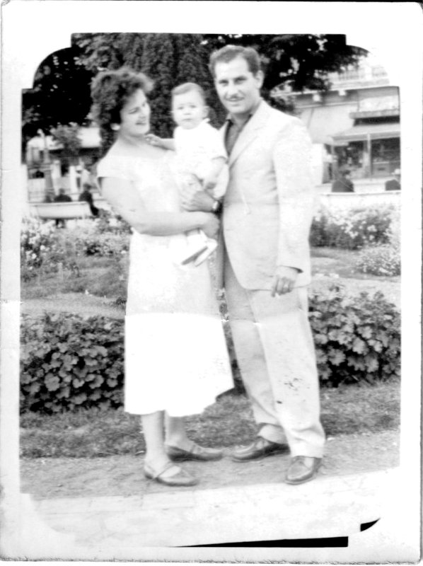 Family in the Plaza